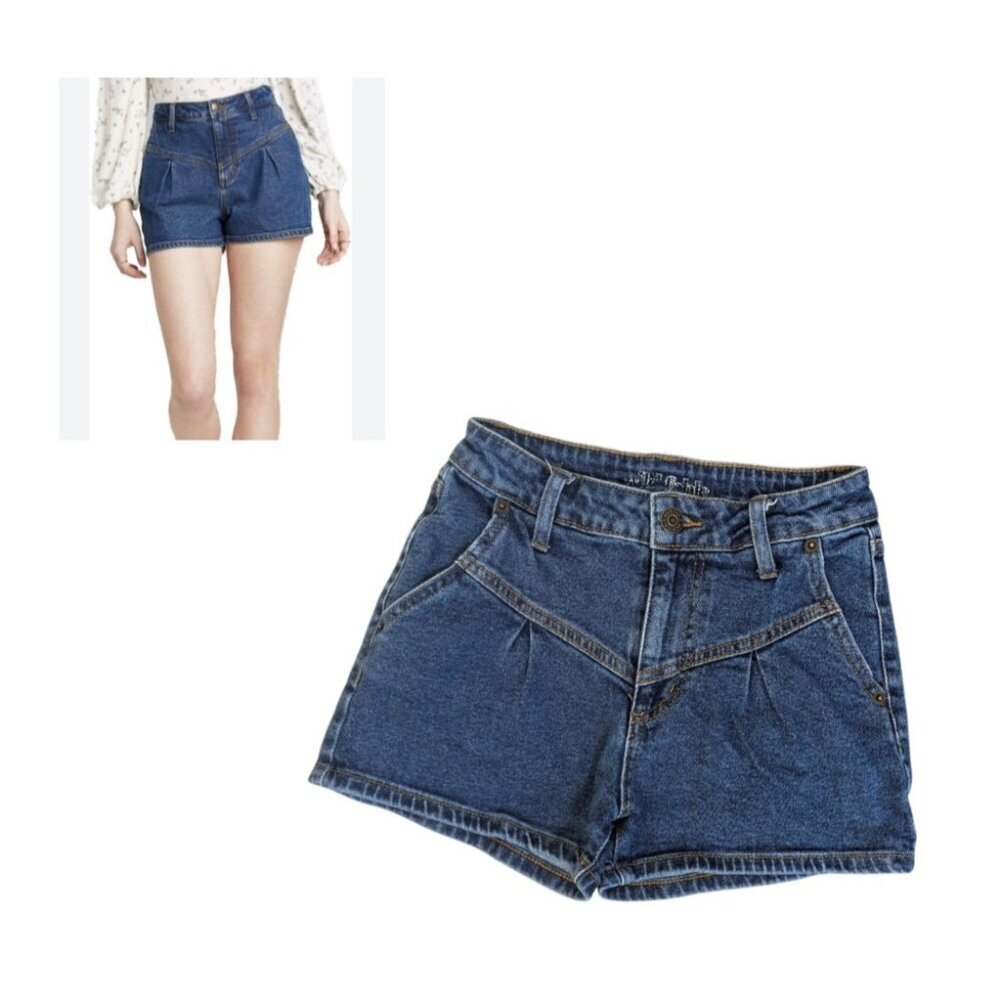 Wild Fable Denim High Rise 90s Retro Jean Shorts